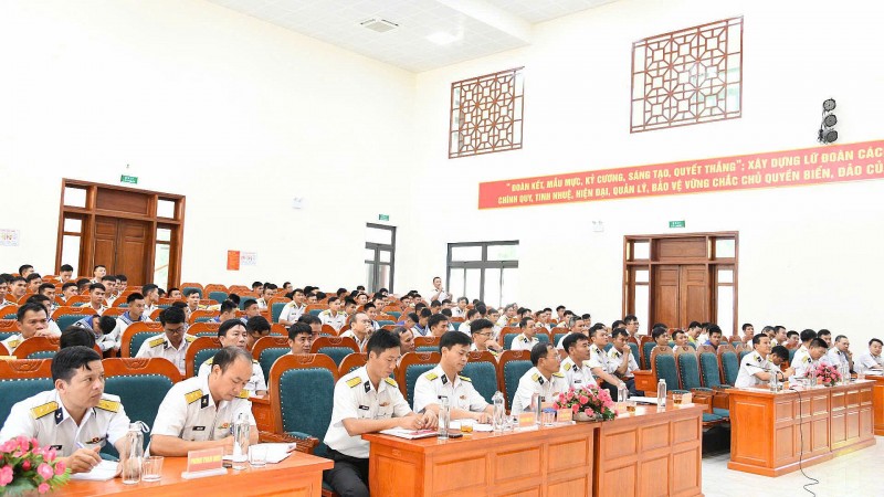 sinh hoạt đối thoại dân chủ quý III năm 2024 của Vùng 3 Hải quân. sinh hoạt đối thoại dân chủ quý III năm 2024 của Vùng 3 Hải quân.