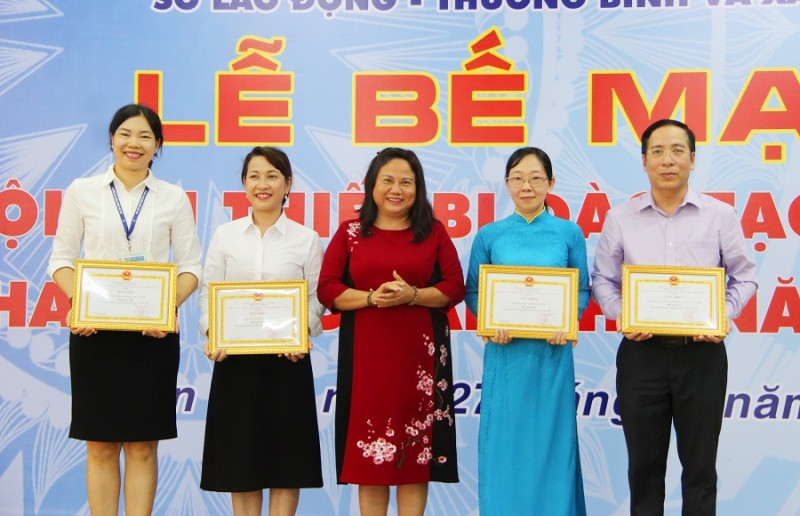Trường Cao đẳng Nghề Cần Thơ đạt giải nhất Hội thi thiết bị đào tạo tự làm năm 2024 Trường Cao đẳng Nghề Cần Thơ đạt giải nhất Hội thi thiết bị đào tạo tự làm năm 2024