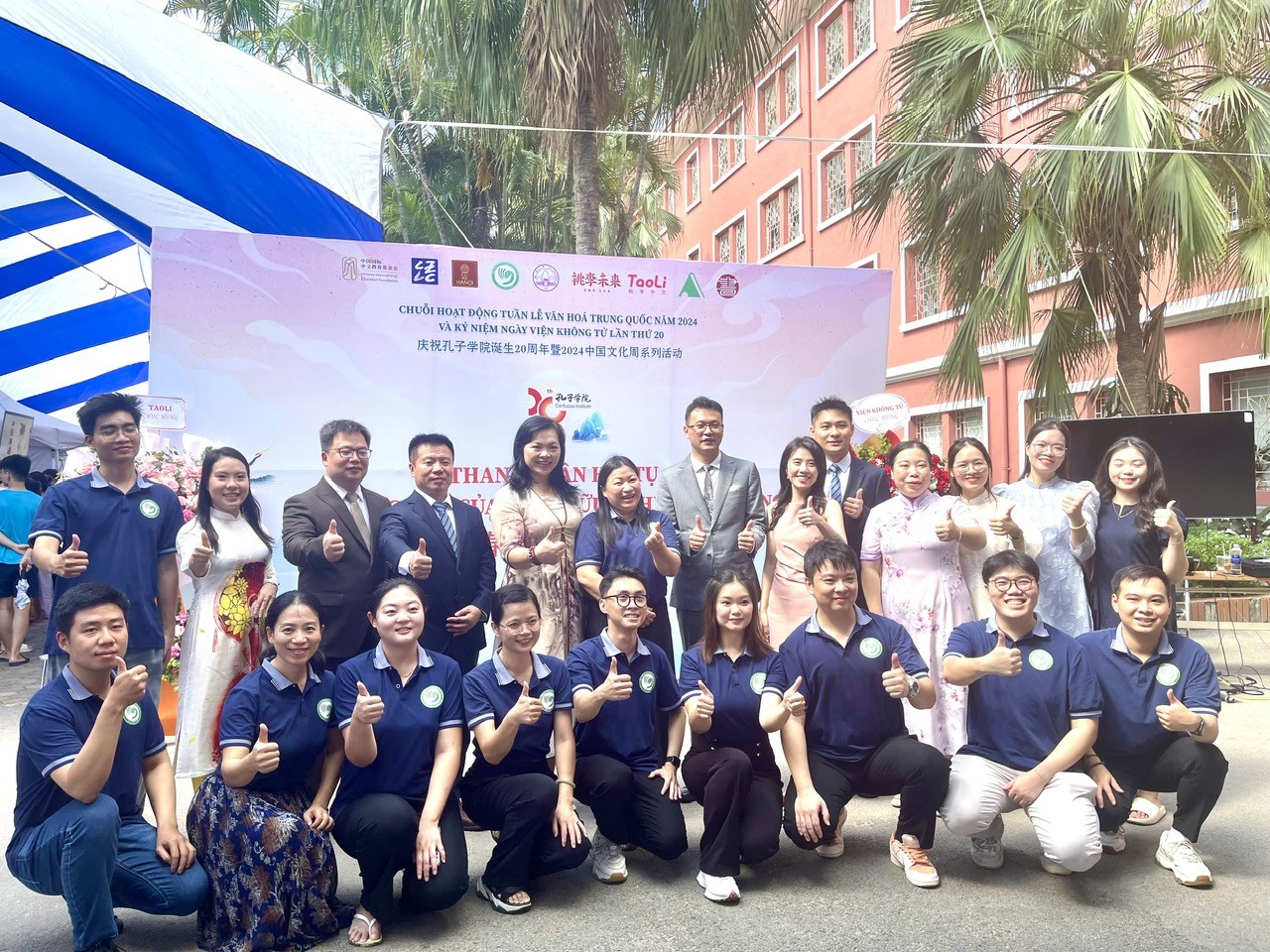 Học sinh, sinh viên Việt Nam trải nghiệm văn hóa Trung Quốc Học sinh, sinh viên Việt Nam trải nghiệm văn hóa Trung Quốc
