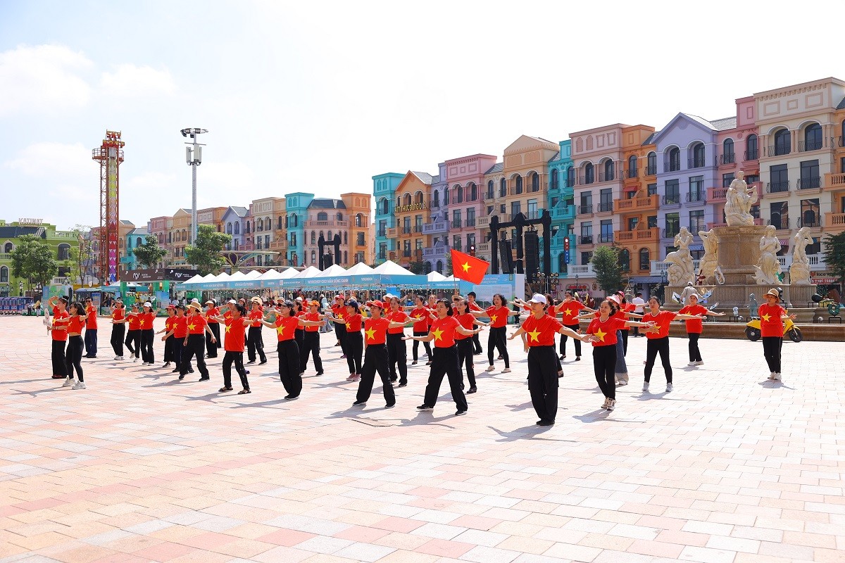 Hành trình trải nghiệm đầy ý nghĩa với chuỗi sự kiện “Gieo mầm thiện tâm” ngay trong ngày đầu tiên Hành trình trải nghiệm đầy ý nghĩa với chuỗi sự kiện “Gieo mầm thiện tâm” ngay trong ngày đầu tiên