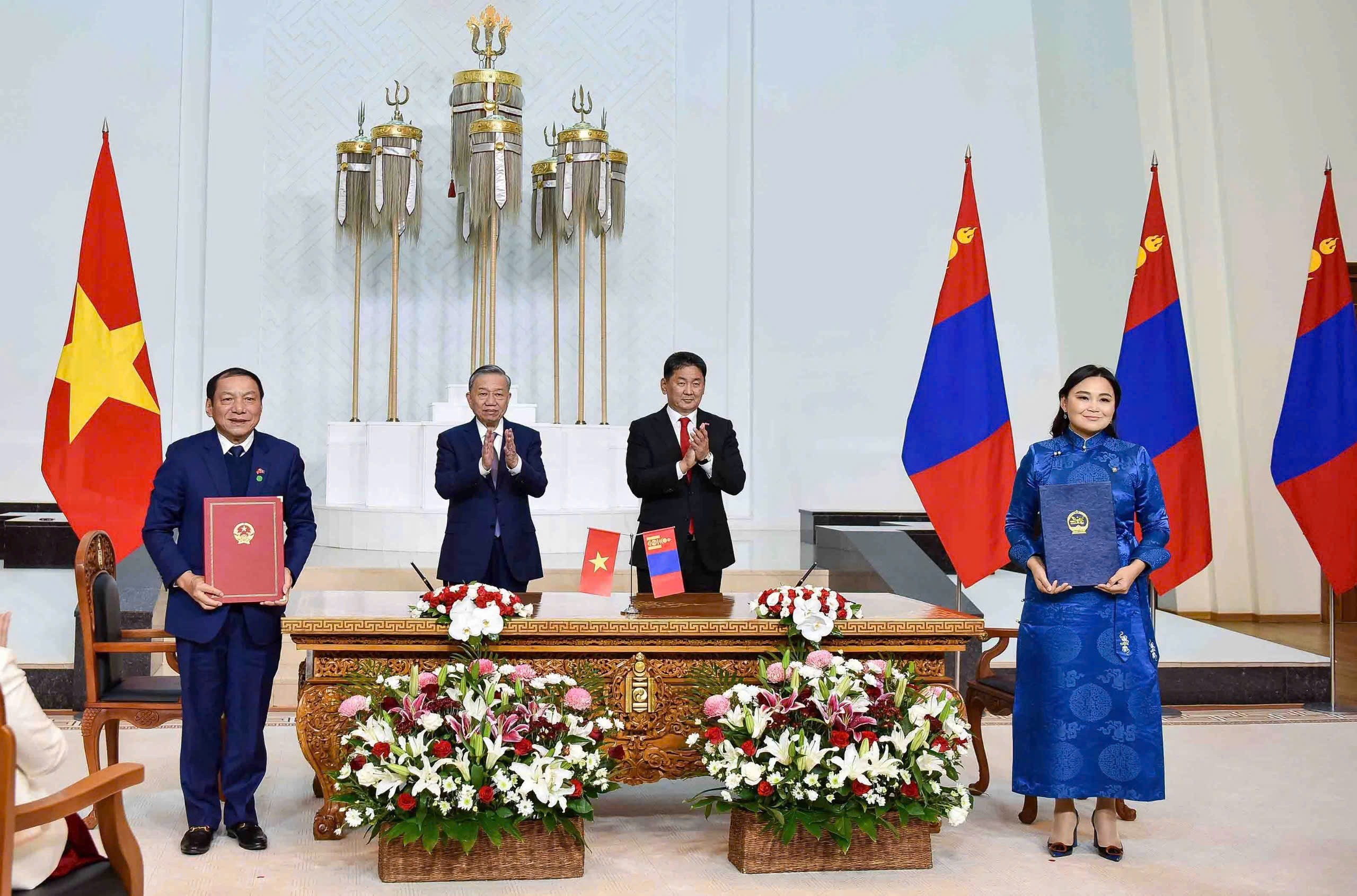 Ngày Văn hóa Việt Nam lần đầu tiên được tổ chức tại Mông Cổ Ngày Văn hóa Việt Nam lần đầu tiên được tổ chức tại Mông Cổ