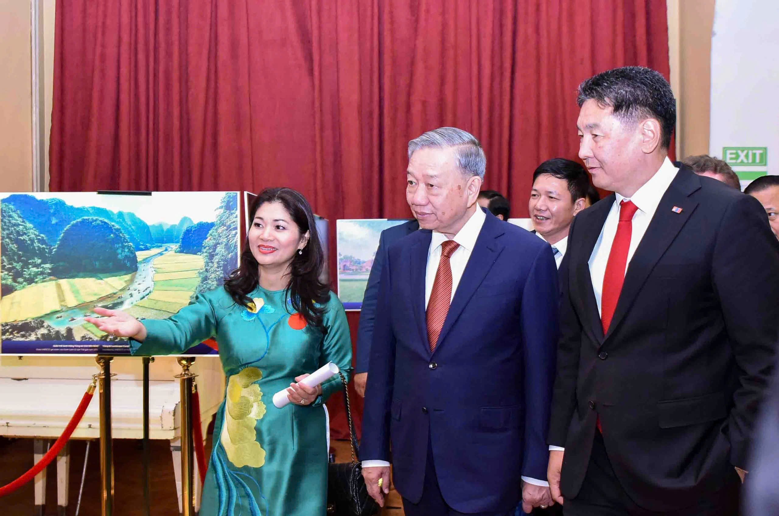 Ngày Văn hóa Việt Nam lần đầu tiên được tổ chức tại Mông Cổ Ngày Văn hóa Việt Nam lần đầu tiên được tổ chức tại Mông Cổ