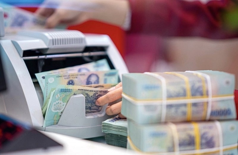 Người đân đang gửi 6,838 triệu tỷ đồng tại ngân hàng, mức cao kỷ lục Người dân đang gửi 6,838 triệu tỷ đồng tại ngân hàng, mức cao kỷ lục