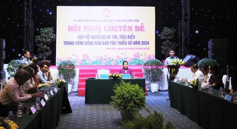 Phú Yên dành 877 tỷ đồng phát triển kinh tế - xã hội vùng đồng bào DTTS và miền núi Phú Yên dành 877 tỷ đồng phát triển kinh tế - xã hội vùng đồng bào DTTS và miền núi