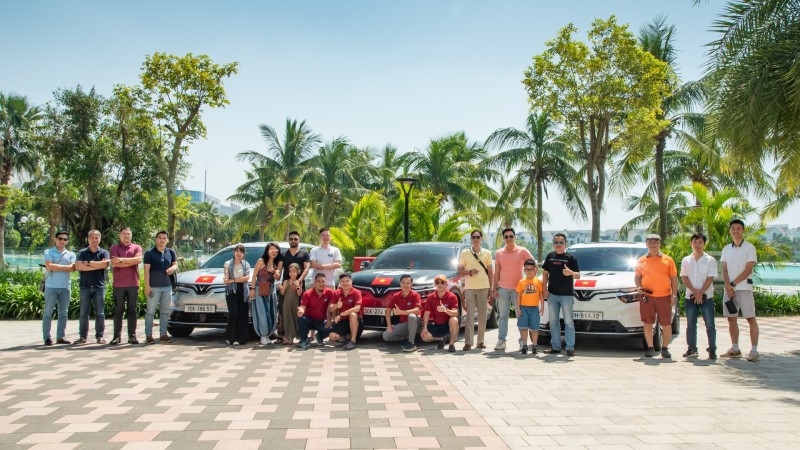 Các chủ xe VinFast VF 8 “lên đồ” chuẩn bị cho hành trình 16.000 km chinh phục Tây Tạng Các chủ xe VinFast VF 8 “lên đồ” chuẩn bị cho hành trình 16.000 km chinh phục Tây Tạng