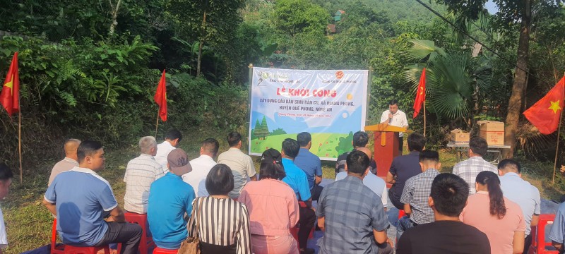 Khởi công cầu vượt lũ cho đồng bào dân tộc Thái ở huyện biên giới Tây Nghệ An Khởi công cầu vượt lũ cho đồng bào dân tộc Thái ở huyện biên giới Tây Nghệ An