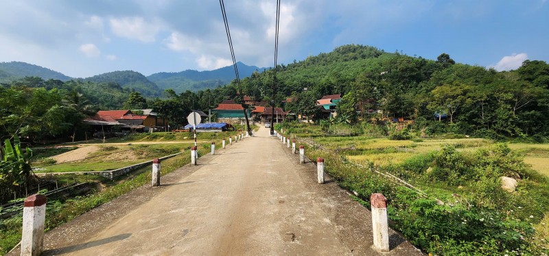 Khởi công cầu vượt lũ cho đồng bào dân tộc Thái ở huyện biên giới Tây Nghệ An Khởi công cầu vượt lũ cho đồng bào dân tộc Thái ở huyện biên giới Tây Nghệ An