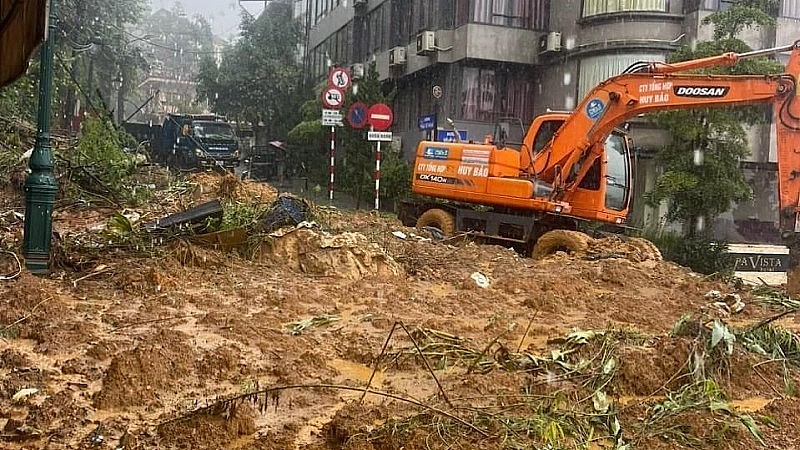 Typhoon Yagi caused extensive damage to northern Vietnam. Typhoon Yagi caused extensive damage to northern Vietnam.