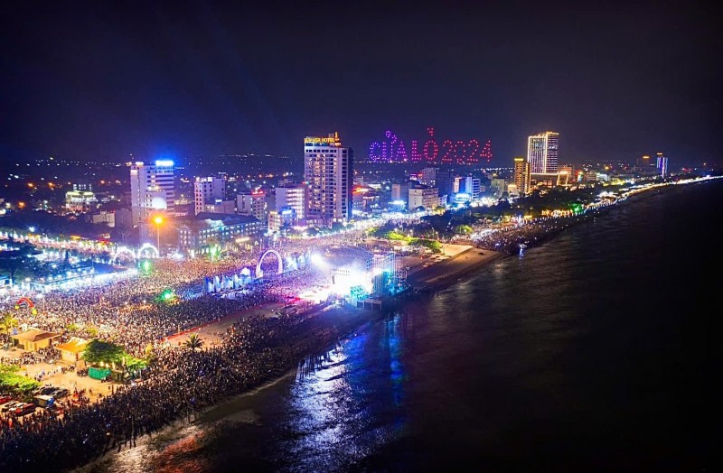 Đưa Cửa Lò trở thành điểm đến của nhiều sự kiện kinh tế, văn hóa, xã hội của Việt Nam Đưa Cửa Lò trở thành điểm đến của nhiều sự kiện kinh tế, văn hóa, xã hội của Việt Nam