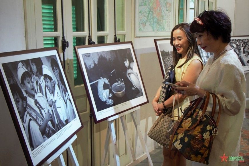 An Idyllic and Poetic Hanoi in Photographs An Idyllic and Poetic Hanoi in Photographs