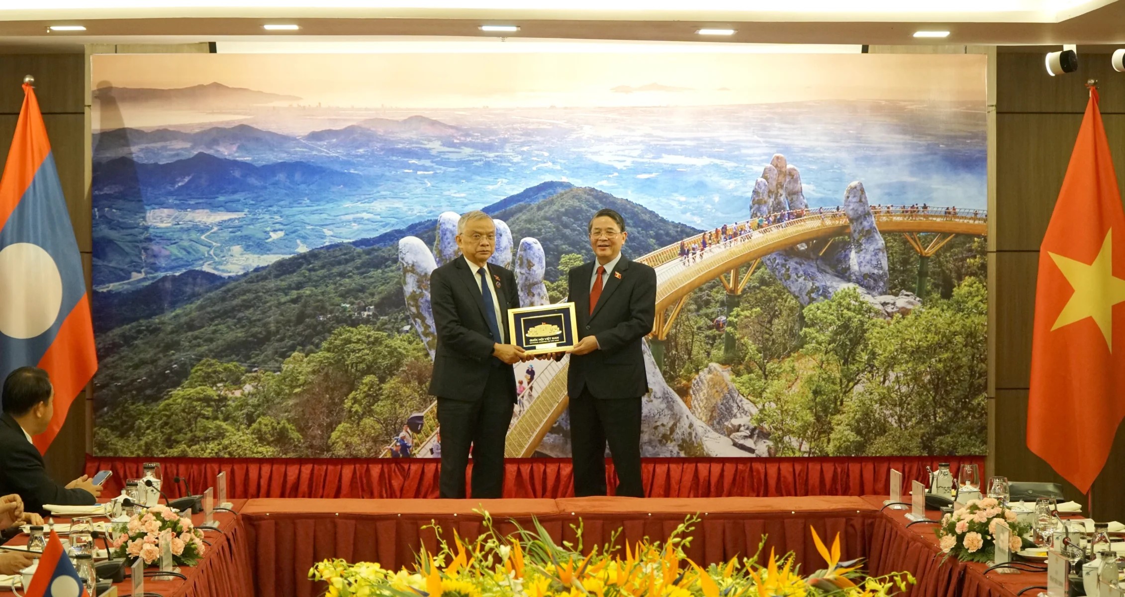 Nghị viện đóng góp tăng cường kết nối và tăng trưởng toàn diện của ASEAN Nghị viện đóng góp tăng cường kết nối và tăng trưởng toàn diện của ASEAN
