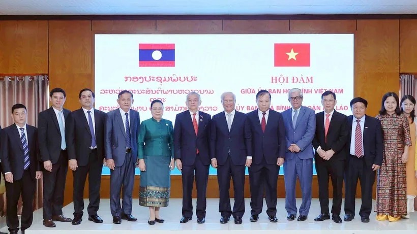 Nghị viện đóng góp tăng cường kết nối và tăng trưởng toàn diện của ASEAN Nghị viện đóng góp tăng cường kết nối và tăng trưởng toàn diện của ASEAN