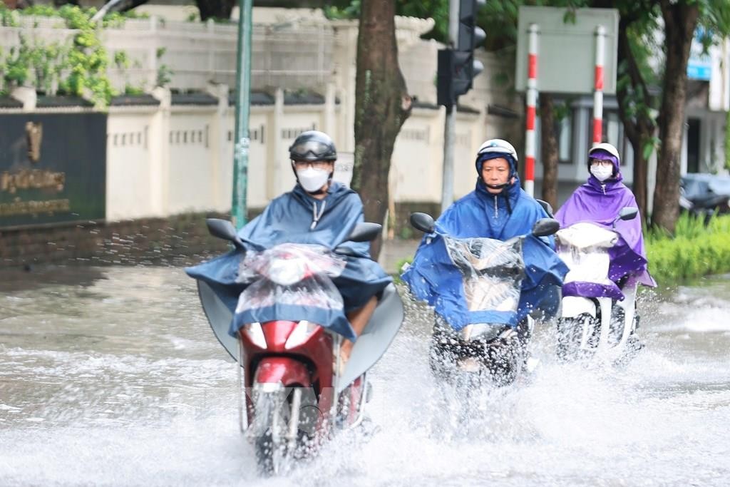 Thời tiết hôm nay (20/10): Không khí lạnh xuống phía Nam, Hà Nội và nhiều nơi có mưa rào và dông Thời tiết hôm nay (20/10): Không khí lạnh xuống phía Nam, Hà Nội và nhiều nơi có mưa rào và dông
