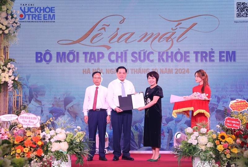 Ra mắt bộ mới Tạp chí Sức khỏe trẻ em: Khẳng định thông điệp “Vì nụ cười trẻ em” Ra mắt bộ mới Tạp chí Sức khỏe trẻ em: Khẳng định thông điệp “Vì nụ cười trẻ em”