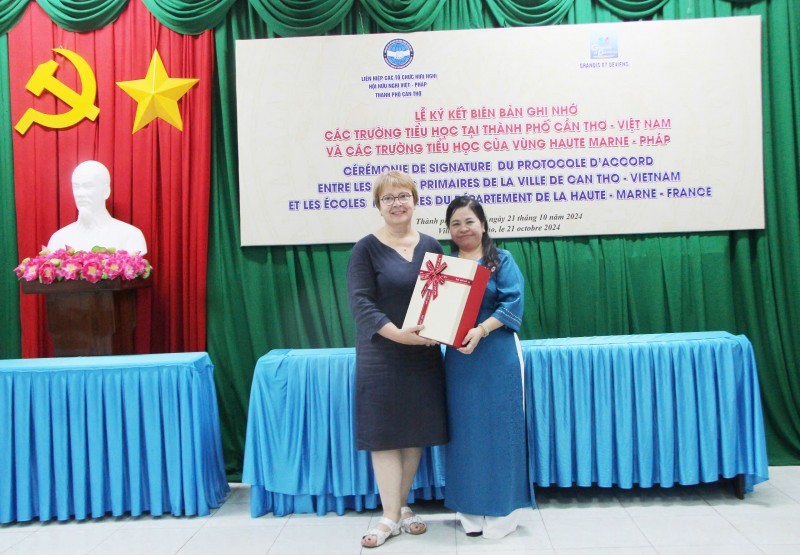 Can Tho, France Partner for Primary Education Development Can Tho, France Partner for Primary Education Development