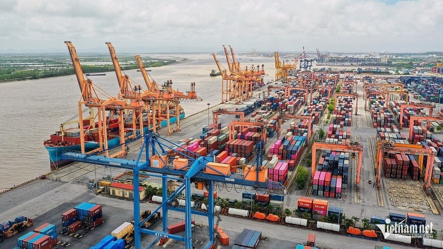 Trade has become a key economic highlight. Photo: Hoang Ha Trade has become a key economic highlight. Photo: Hoang Ha