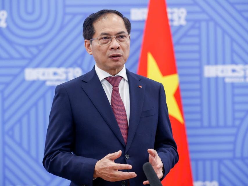 Thủ tướng tham dự Hội nghị các Nhà lãnh đạo Nhóm BRICS: thành công cả về đa phương và song phương Thủ tướng tham dự Hội nghị các Nhà lãnh đạo Nhóm BRICS: thành công cả về đa phương và song phương