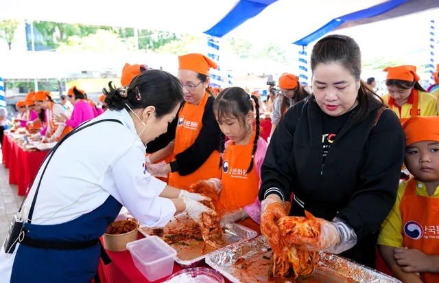 Rộn ràng Ngày hội văn hóa hữu nghị Việt - Hàn tại TP Hồ Chí Minh Rộn ràng Ngày hội văn hóa hữu nghị Việt - Hàn tại TP Hồ Chí Minh