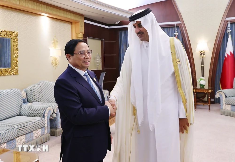 Thủ tướng Phạm Minh Chính hội kiến Quốc vương Qatar Tamim bin Hamad Al Thani nhân chuyến tham dự Hội nghị cấp cao ASEAN-GCC, ngày 20/10/2023. (Ảnh: TTXVN) Thủ tướng Phạm Minh Chính hội kiến Quốc vương Qatar Tamim bin Hamad Al Thani nhân chuyến tham dự Hội nghị cấp cao ASEAN-GCC, ngày 20/10/2023. (Ảnh: TTXVN)