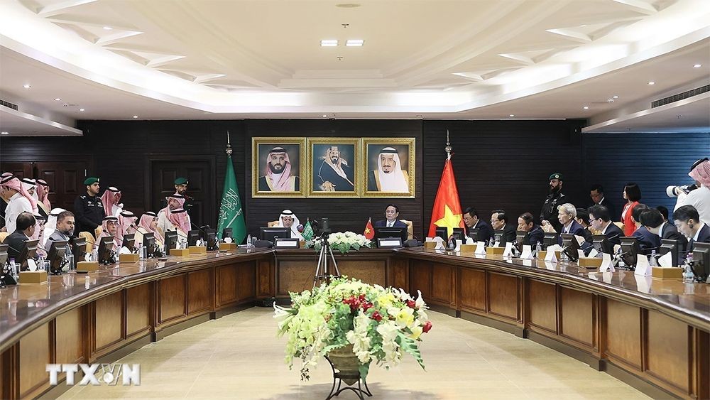 Thủ tướng Phạm Minh Chính dự Diễn đàn Doanh nghiệp Việt Nam-Saudi Arabia, tại thủ đô Riyadh của Saudi Arabia, ngày 19/10/2023. (Ảnh: TTXVN) Thủ tướng Phạm Minh Chính dự Diễn đàn Doanh nghiệp Việt Nam-Saudi Arabia, tại thủ đô Riyadh của Saudi Arabia, ngày 19/10/2023. (Ảnh: TTXVN)