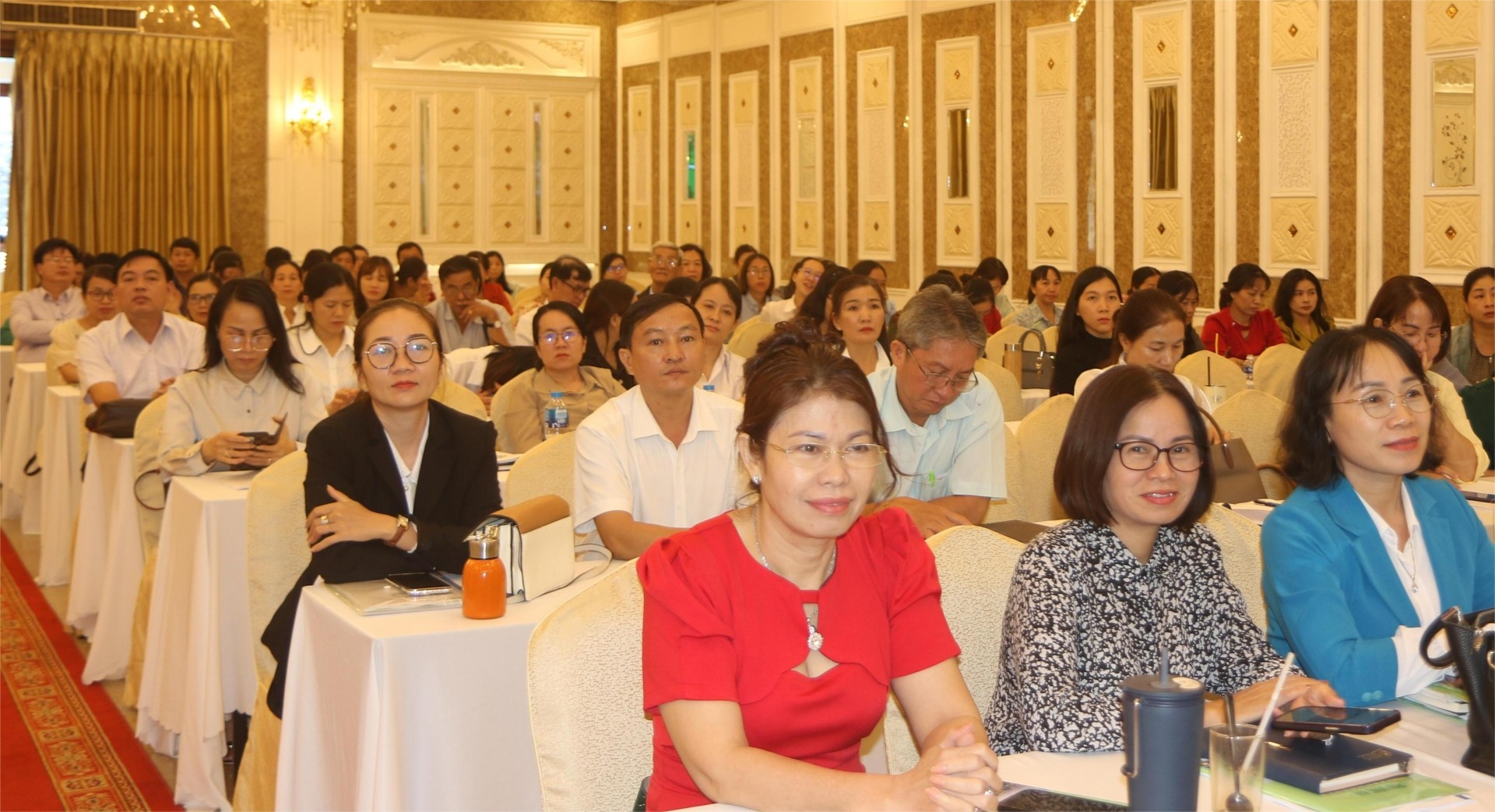 Học viên tham gia lớp bồi dưỡng công tác vận động viện trợ phi chính phủ nước ngoài năm 2024 tại tỉnh Đồng Nai. (Ảnh: Báo Đồng Nai) Học viên tham gia lớp bồi dưỡng công tác vận động viện trợ phi chính phủ nước ngoài năm 2024 tại tỉnh Đồng Nai. (Ảnh: Báo Đồng Nai)