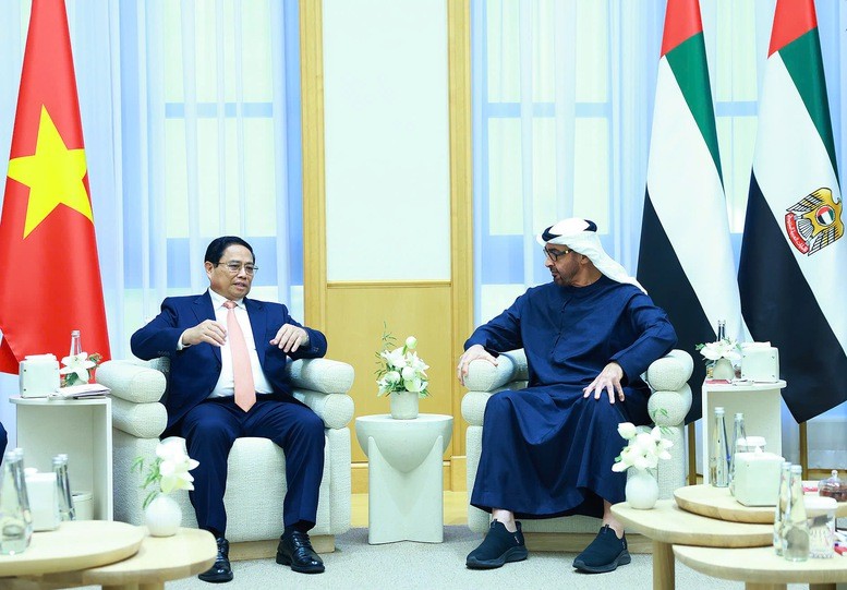 Thủ tướng Chính phủ Phạm Minh Chính và Tổng thống Sheikh Mohammed bin Zayed Al Nahyan nhất trí 6 trọng tâm ưu tiên hợp tác trong khuôn khổ quan hệ Đối tác Toàn diện - Ảnh: VGP/Nhật Bắc Thủ tướng Chính phủ Phạm Minh Chính và Tổng thống Sheikh Mohammed bin Zayed Al Nahyan nhất trí 6 trọng tâm ưu tiên hợp tác trong khuôn khổ quan hệ Đối tác Toàn diện - Ảnh: VGP/Nhật Bắc