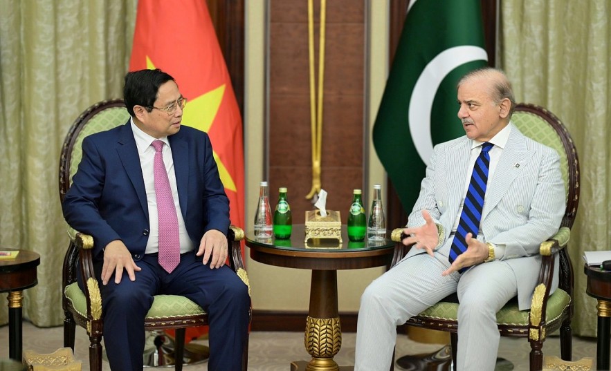 Prime Minister Pham Minh Chinh meets with Prime Minister Shehbaz Sharif of Pakistan (Photo: Nhat Bac) Prime Minister Pham Minh Chinh meets with Prime Minister Shehbaz Sharif of Pakistan (Photo: Nhat Bac)