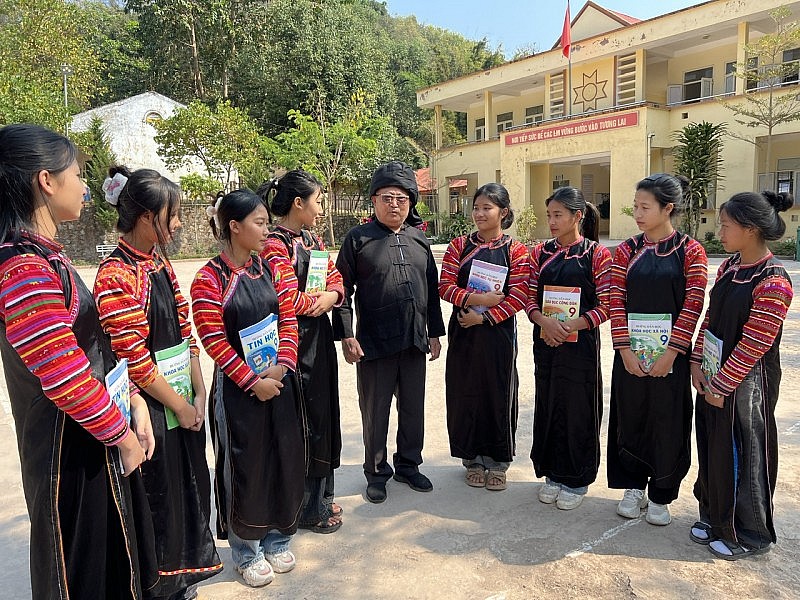 Mường Nhé - Nỗ lực xây dựng trường chuẩn quốc gia Mường Nhé - Nỗ lực xây dựng trường chuẩn quốc gia
