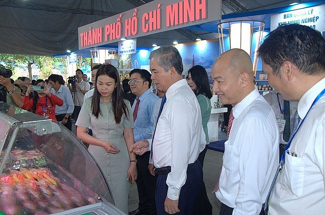 Tuần lễ sản phẩm OCOP tại TPHCM thu hút gần 1200 sản phẩm tham gia-VGP/Minh Anh Tuần lễ sản phẩm OCOP tại TPHCM thu hút gần 1200 sản phẩm tham gia-VGP/Minh Anh