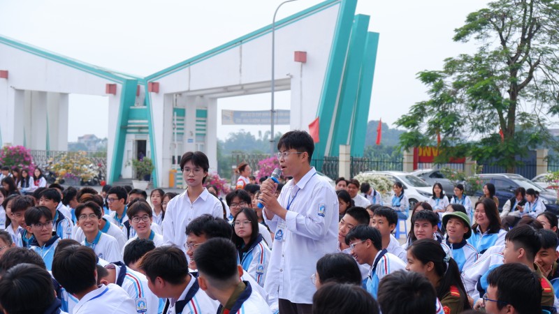 Lễ kỷ niệm 107 năm Cách mạng Tháng Mười Nga tại Thái Nguyên: nhiều hoạt động hấp dẫn và ý nghĩa Lễ kỷ niệm 107 năm Cách mạng Tháng Mười Nga tại Thái Nguyên: nhiều hoạt động hấp dẫn và ý nghĩa