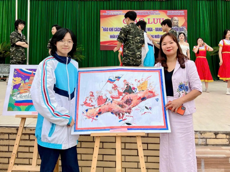 Lễ kỷ niệm 107 năm Cách mạng Tháng Mười Nga tại Thái Nguyên: nhiều hoạt động hấp dẫn và ý nghĩa Lễ kỷ niệm 107 năm Cách mạng Tháng Mười Nga tại Thái Nguyên: nhiều hoạt động hấp dẫn và ý nghĩa