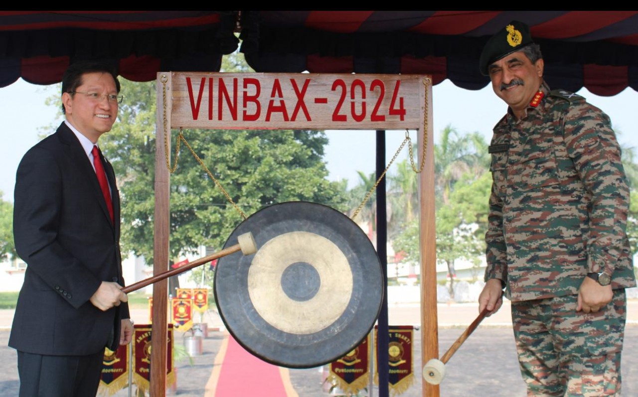 Vietnamese Ambassador to India Nguyen Thanh Hai and General Officer Commanding (GOC) of the Kharga Corps Lt Gen Rajesh Pushkar launch the VINBAX 2024. Vietnamese Ambassador to India Nguyen Thanh Hai and General Officer Commanding (GOC) of the Kharga Corps Lt Gen Rajesh Pushkar launch the VINBAX 2024.