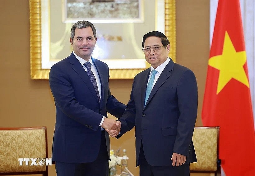 Prime Minister Welcomes UAE Corporations' Investment in Vietnam PM Welcomes Increased UAE Investment in Vietnam