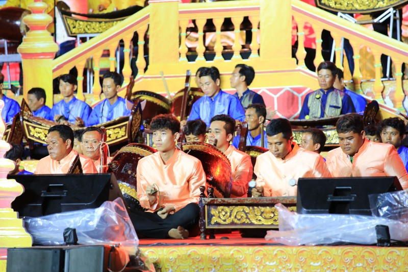 Sóc Trăng: 200 nghệ nhân hòa tấu nhạc ngũ âm Khmer lập kỷ lục Việt Nam Sóc Trăng: 200 nghệ nhân hòa tấu nhạc ngũ âm Khmer lập kỷ lục Việt Nam