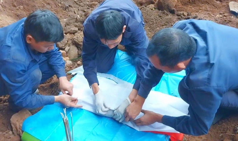 Thêm 9 hài cốt liệt sĩ được tìm kiếm, cất bốc và quy tập trên đất nước bạn Lào Thêm 9 hài cốt liệt sĩ được tìm kiếm, cất bốc và quy tập trên đất nước bạn Lào