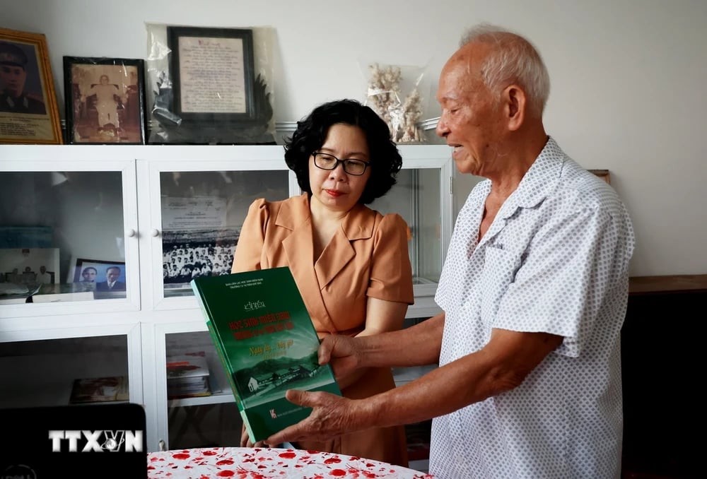 Nguyen Anh Son (86 years old, Tan Xuyen ward, Ca Mau city), a student who gathered in the North 70 years ago, always considers 70 Years Since the Northward Gathering: A Unique Ballad of Love for the Homeland