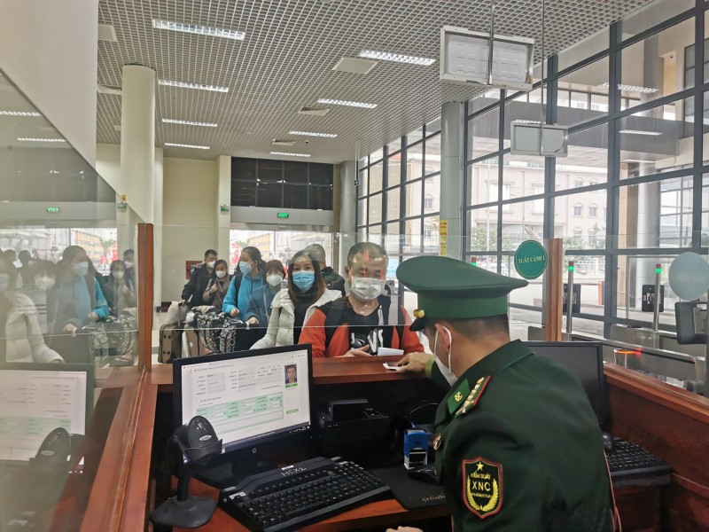 Sửa đổi, bổ sung một số quy định liên quan kiểm soát xuất nhập cảnh đối với công dân Việt Nam tại cửa khẩu Sửa đổi, bổ sung một số quy định liên quan kiểm soát xuất nhập cảnh đối với công dân Việt Nam tại cửa khẩu