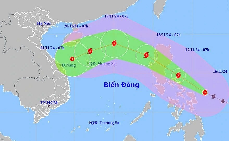 Super typhoon Man-yi is expected to move into the East Sea on November 18 morning and impact central Vietnam in the coming days. (Photo: NCHMF) Super typhoon Man-yi is expected to move into the East Sea on November 18 morning and impact central Vietnam in the coming days. (Photo: NCHMF)