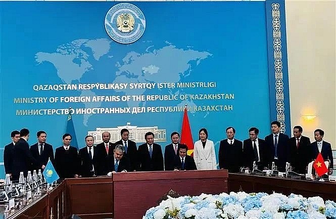 Bac Ninh province Enhances Cooperation with East Kazakhstan region Bac Ninh province Enhances Cooperation with East Kazakhstan region