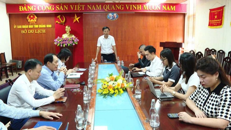Quảng Ninh: Sắp “bung” nhiều gói kích cầu du lịch để cán mốc 19 triệu lượt khách du lịch Quảng Ninh: Sắp “bung” nhiều gói kích cầu du lịch để cán mốc 19 triệu lượt khách du lịch
