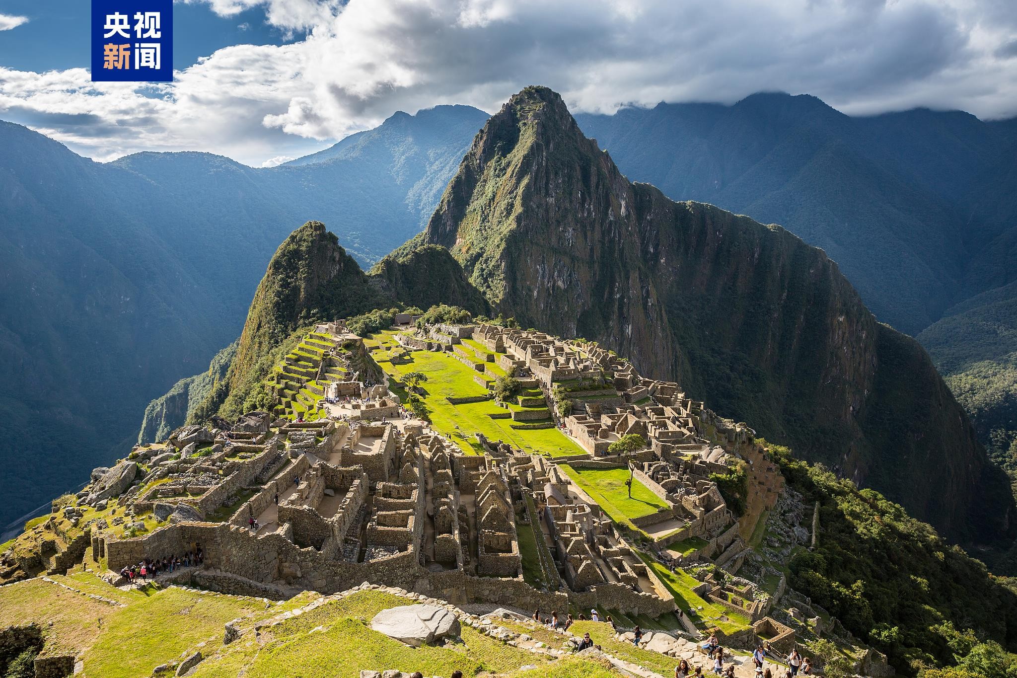 Khởi chiếu phim tài liệu “Từ Trường Thành đến Machu Picchu” tại Peru Khởi chiếu phim tài liệu “Từ Trường Thành đến Machu Picchu” tại Peru