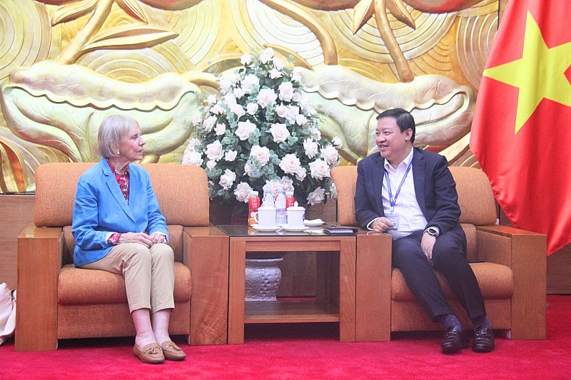 Operation Smile, VUFO tiếp tục hợp tác hỗ trợ trẻ em dị tật hàm mặt Operation Smile, VUFO tiếp tục hợp tác hỗ trợ trẻ em dị tật hàm mặt