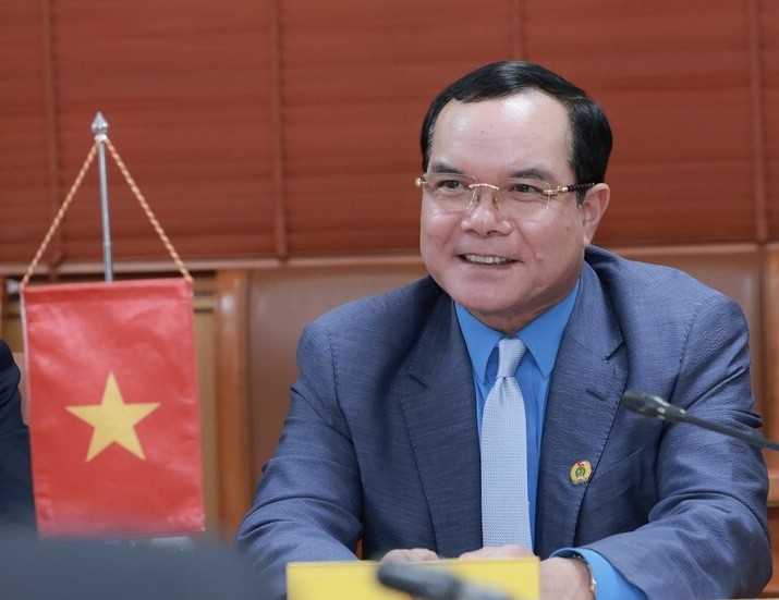 Chủ tịch Tổng LĐLĐVN Nguyễn Đình Khang tại Hội đàm (Ảnh: H.N). Chủ tịch Tổng LĐLĐVN Nguyễn Đình Khang tại Hội đàm (Ảnh: H.N).