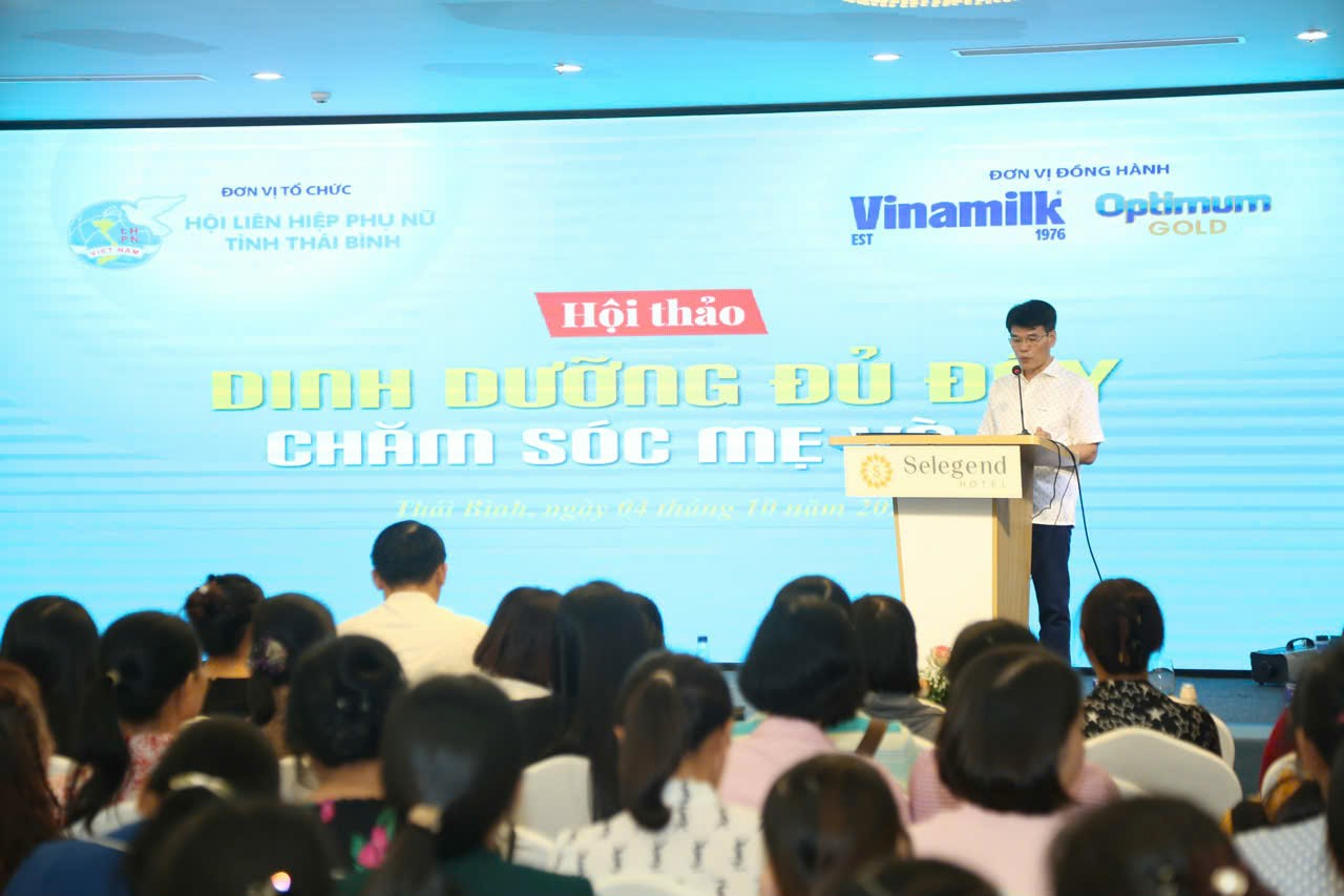 Dinh dưỡng đủ đầy cho mẹ và bé Dinh dưỡng đủ đầy cho mẹ và bé