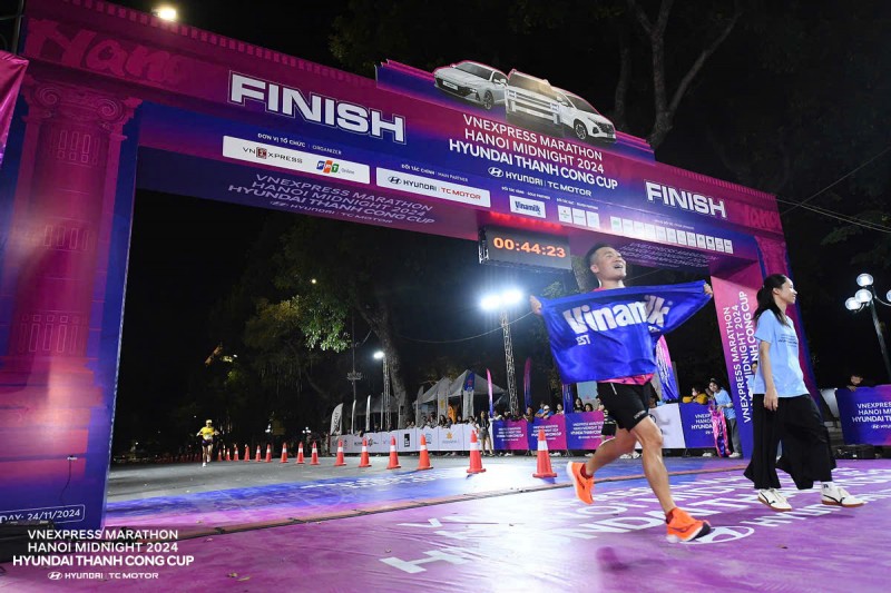 Runner Vinamilk đồng hành cùng giải chạy Runner Vinamilk đồng hành cùng giải chạy