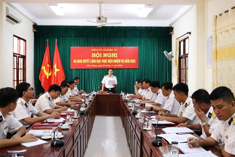 Đảng ủy Lữ đoàn 127 ra nghị quyết lãnh đạo thực hiện nhiệm vụ năm 2025. Đảng ủy Lữ đoàn 127 ra nghị quyết lãnh đạo thực hiện nhiệm vụ năm 2025.