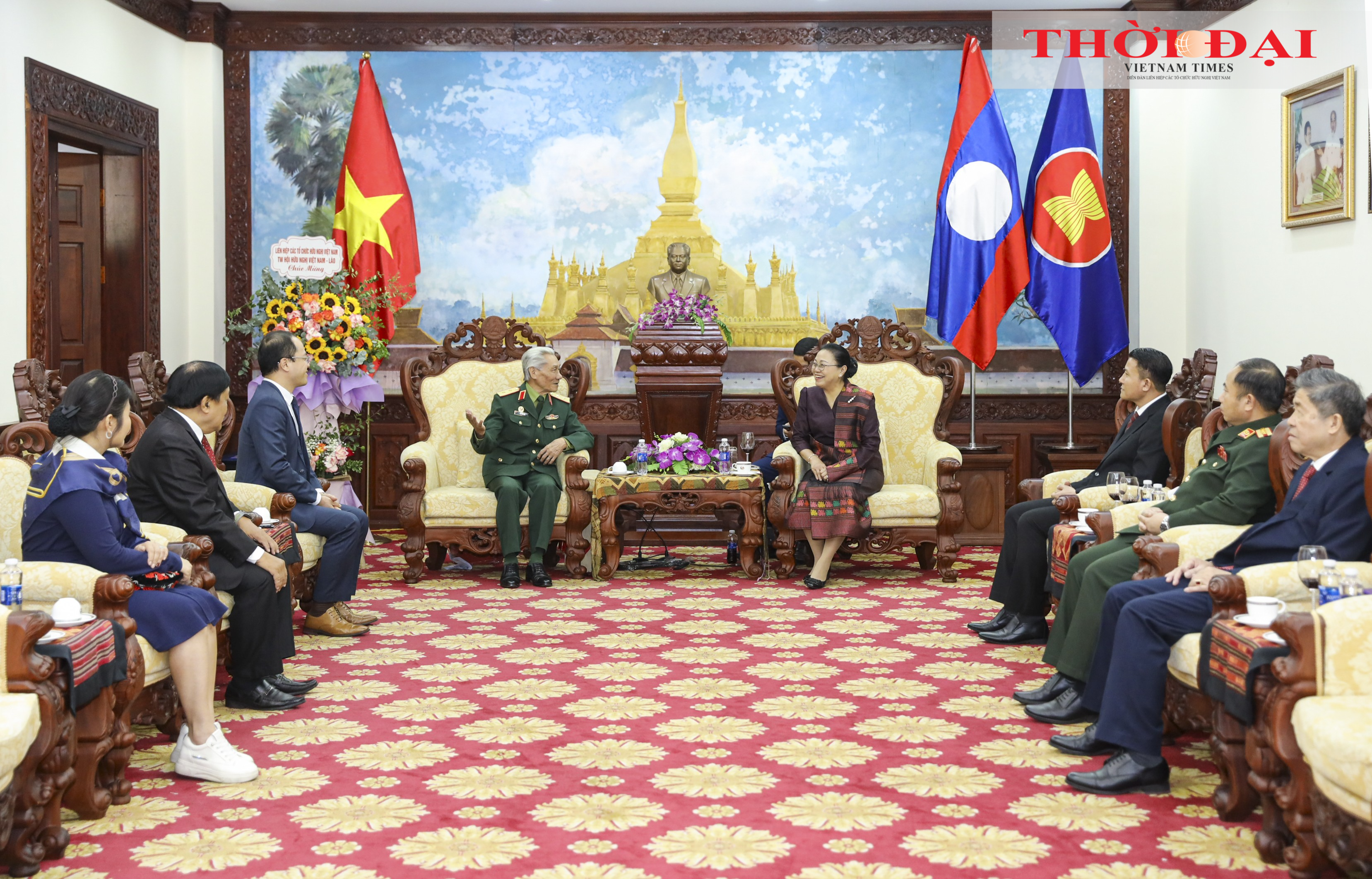 Hội hữu nghị Việt Nam - Lào chúc mừng 49 năm Quốc khánh Lào Hội hữu nghị Việt Nam - Lào chúc mừng 49 năm Quốc khánh Lào