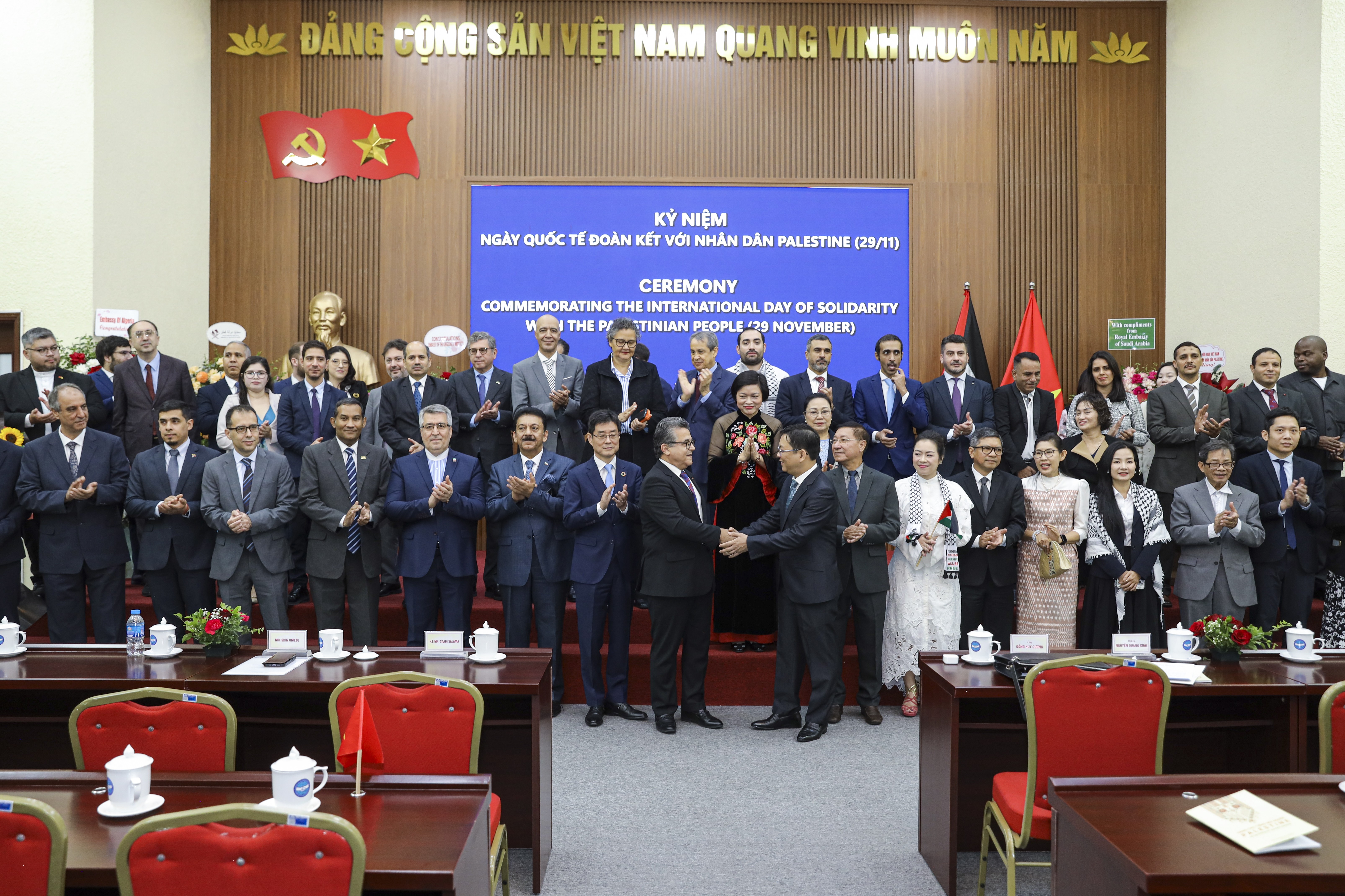 Việt Nam khẳng định sát cánh cùng nhân dân Palestine vì hòa bình và tự do Việt Nam khẳng định sát cánh cùng nhân dân Palestine vì hòa bình và tự do