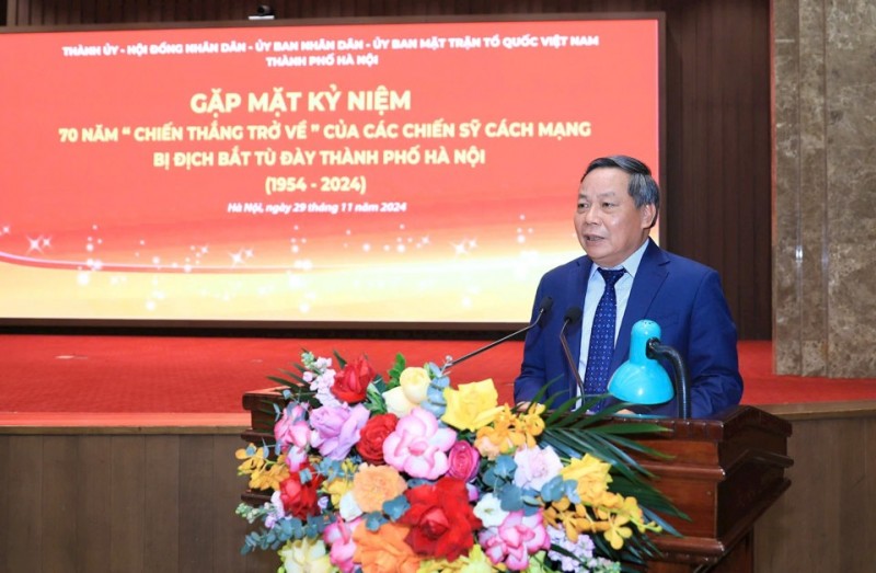 Phó Bí thư Thường trực Thành ủy Nguyễn Văn Phong phát biểu tại buổi gặp mặt (Ảnh: T.L). Phó Bí thư Thường trực Thành ủy Nguyễn Văn Phong phát biểu tại buổi gặp mặt (Ảnh: T.L).