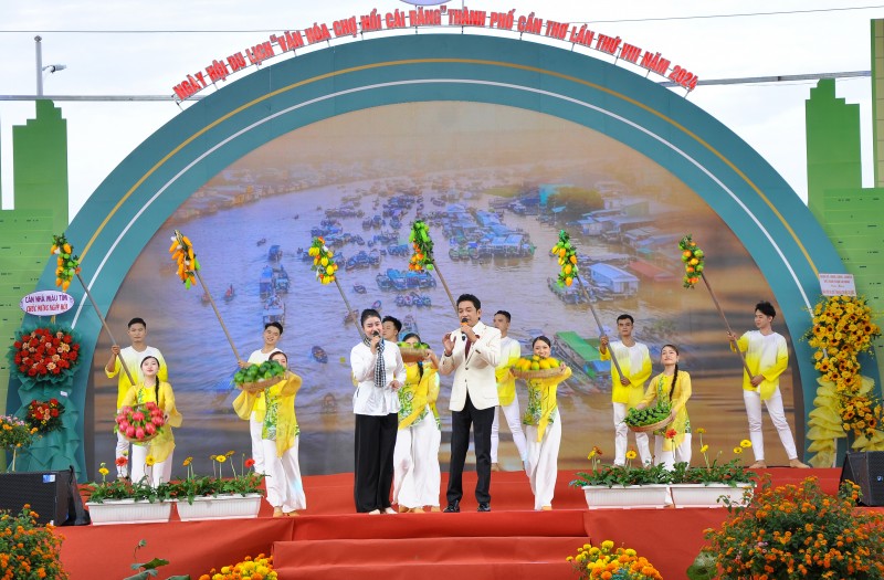 Cần Thơ giới thiệu, quảng bá hình ảnh “Văn hóa chợ nổi Cái Răng” Cần Thơ giới thiệu, quảng bá hình ảnh “Văn hóa chợ nổi Cái Răng”